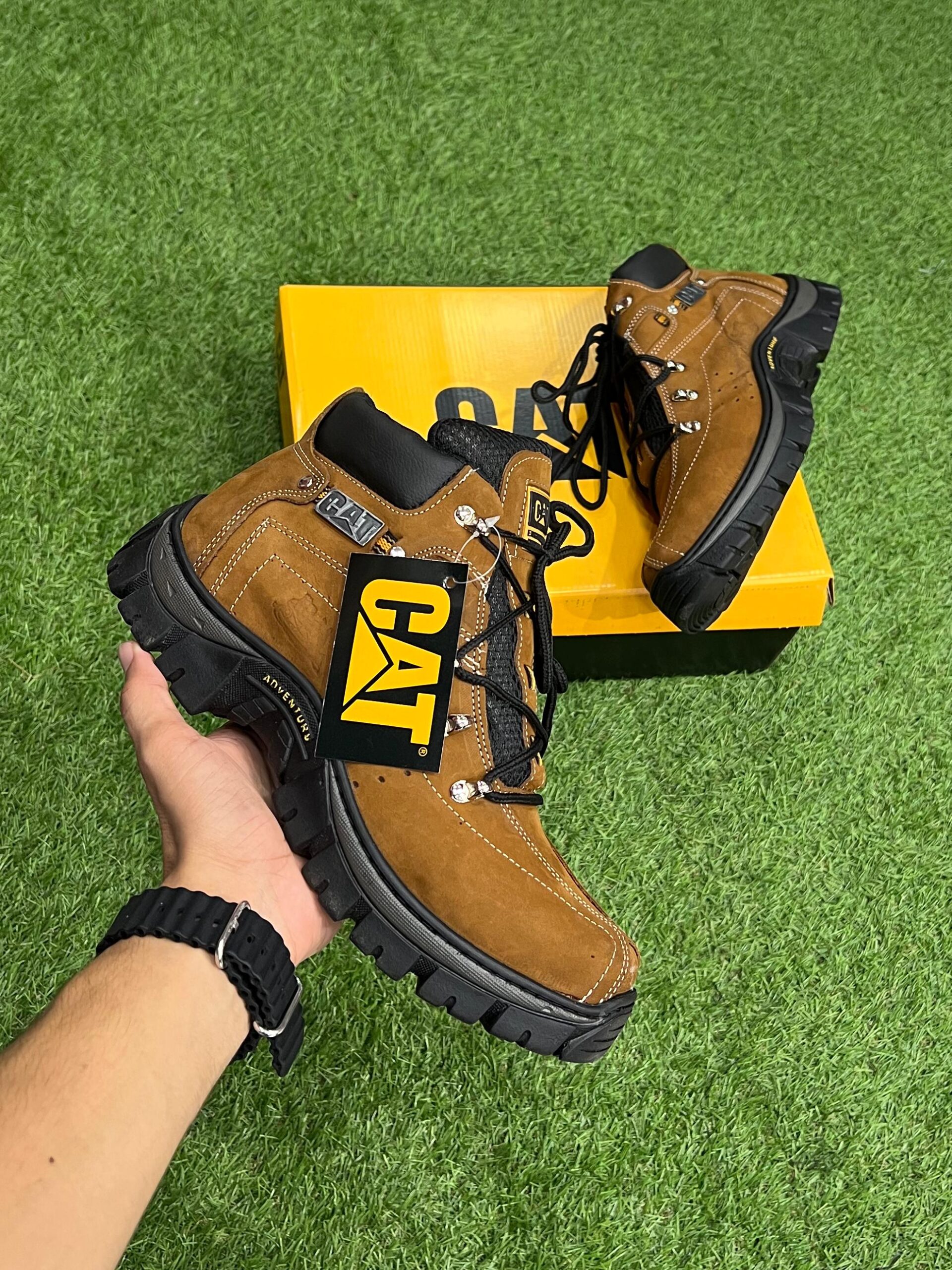 Bota Caterpillar Com Palmilha Em Gel